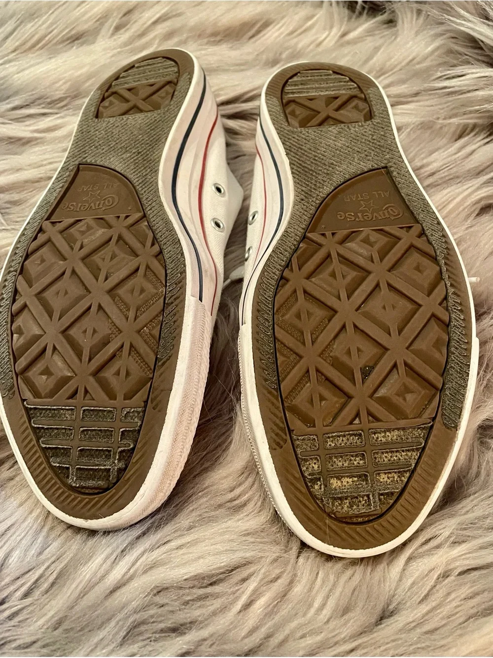 Classic Men’s Converse All Star Low-Top Canvas Sneakers - Picture 6 of 7